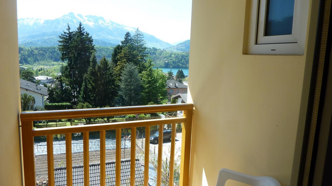 Hotel Terminus Levico Terme Bagian luar foto